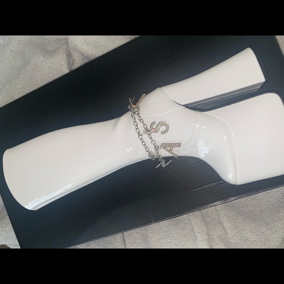 DOLLSKILL PLATFORM - Picture 2 of 3